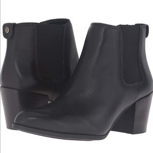 Women’s Geordanna Chelsea Booties